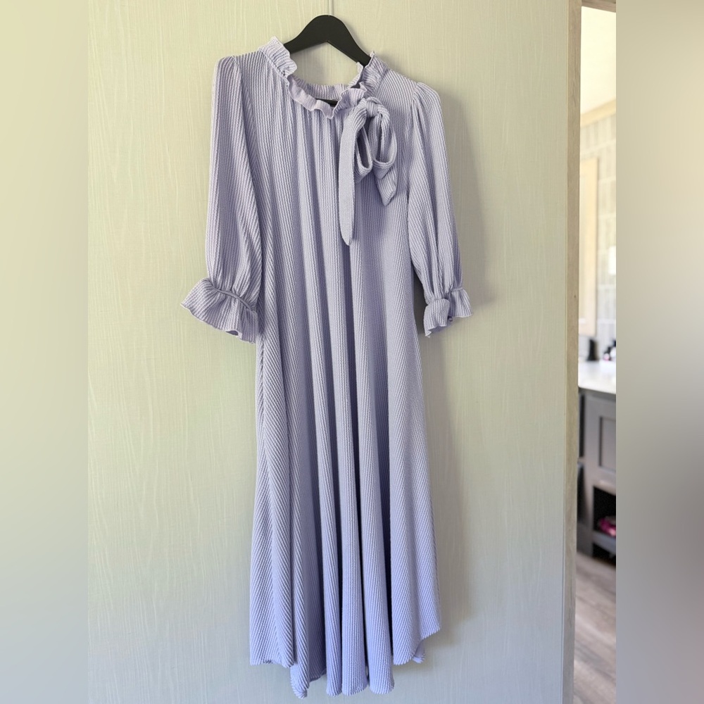 Women's Light Lavender Long Sleeve Tie-Neck Maxi Dress